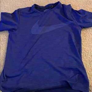 Nike tee